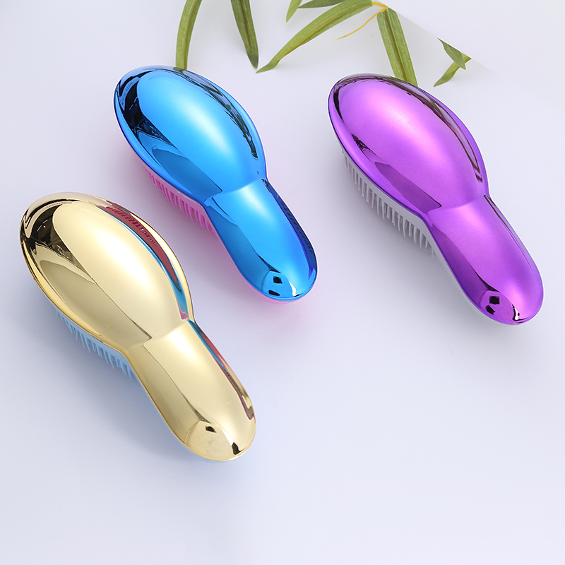 New fashionable Japanese and Korean popular beauty comb, hair comb, airbag comb, massage comb, candy-colored round, wide, round handle, dense teeth, long and short teeth comb, electroplated 19 Application Scenario