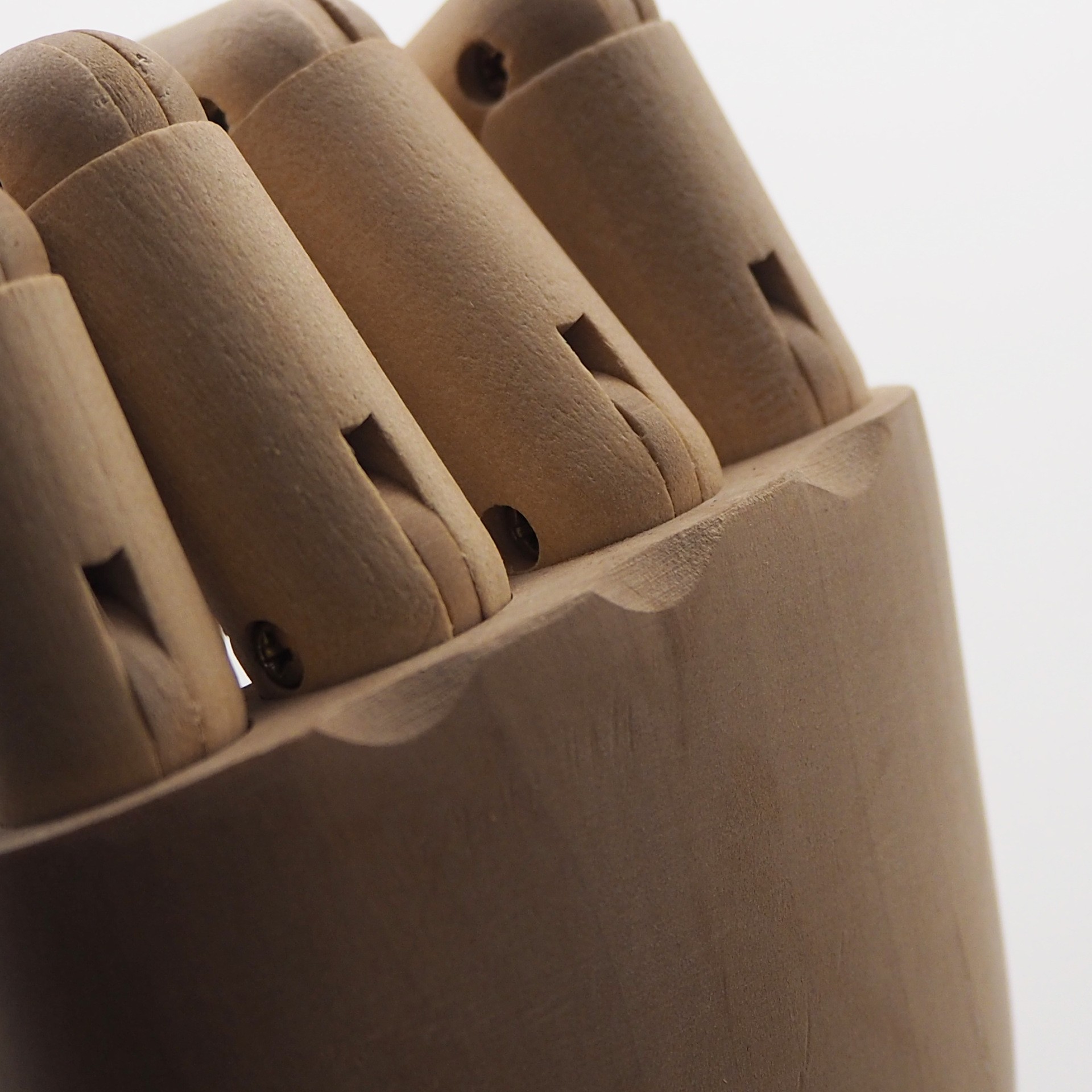 Wooden hand, wooden joint hand, wooden hand model, 12-inch wooden hand ornament, movable wooden hand sketch painting wholesale Specification image