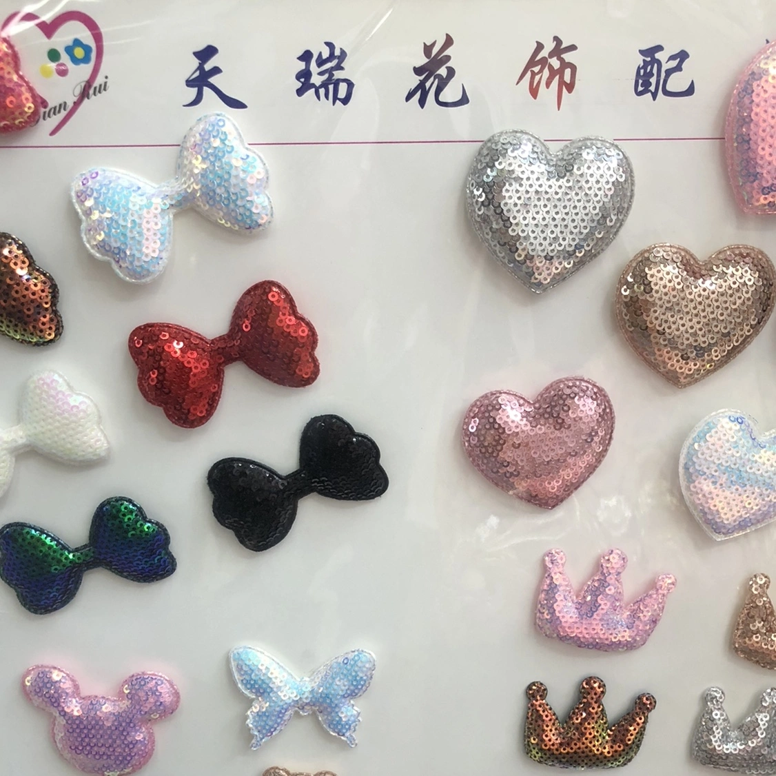 The new forest style of the autumn and winter plush flower duckbill clip with pearl flower charm Specification image