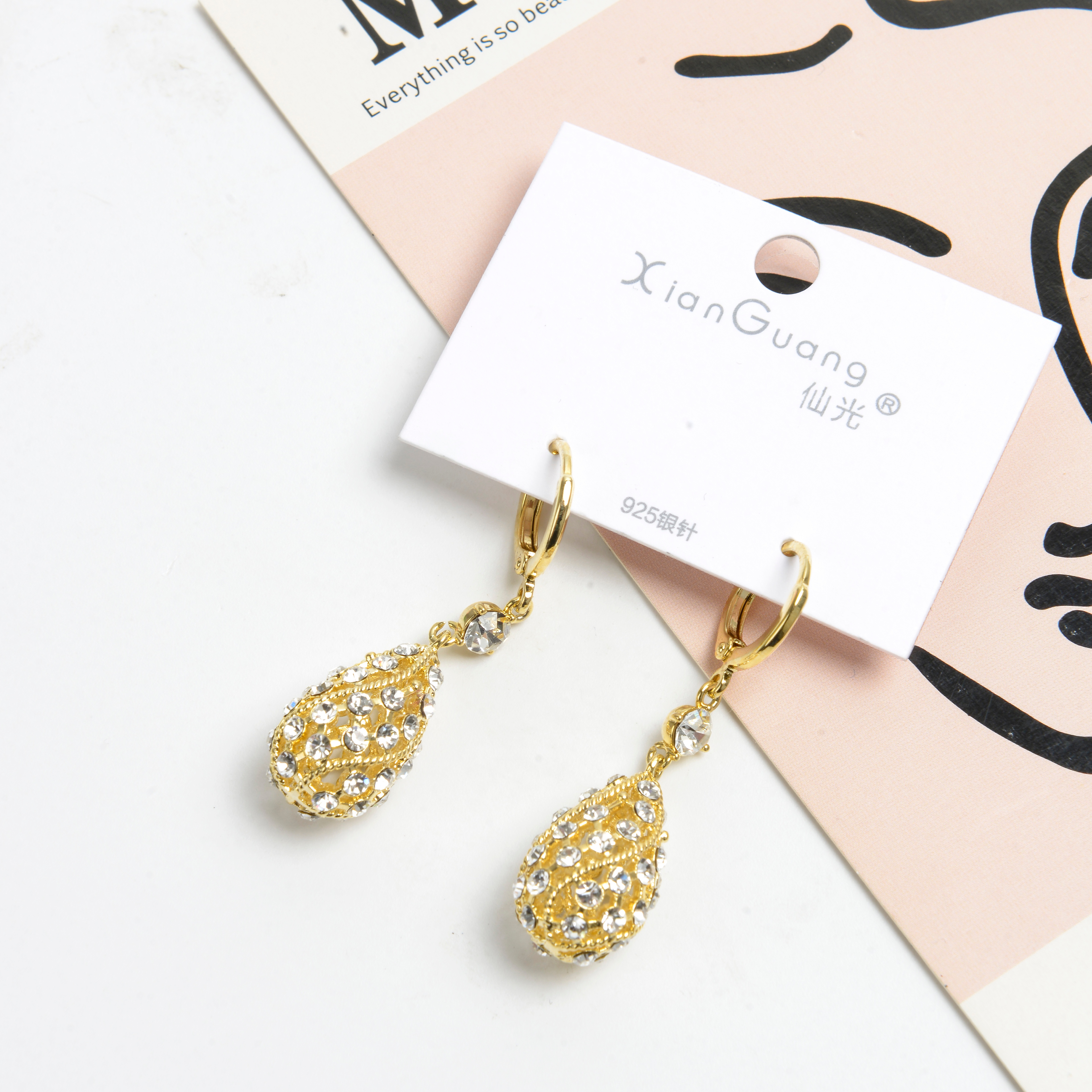 新品耳环小众设计高级感网红耳饰女防过敏925银针金色椭圆形钻石耳环详情1