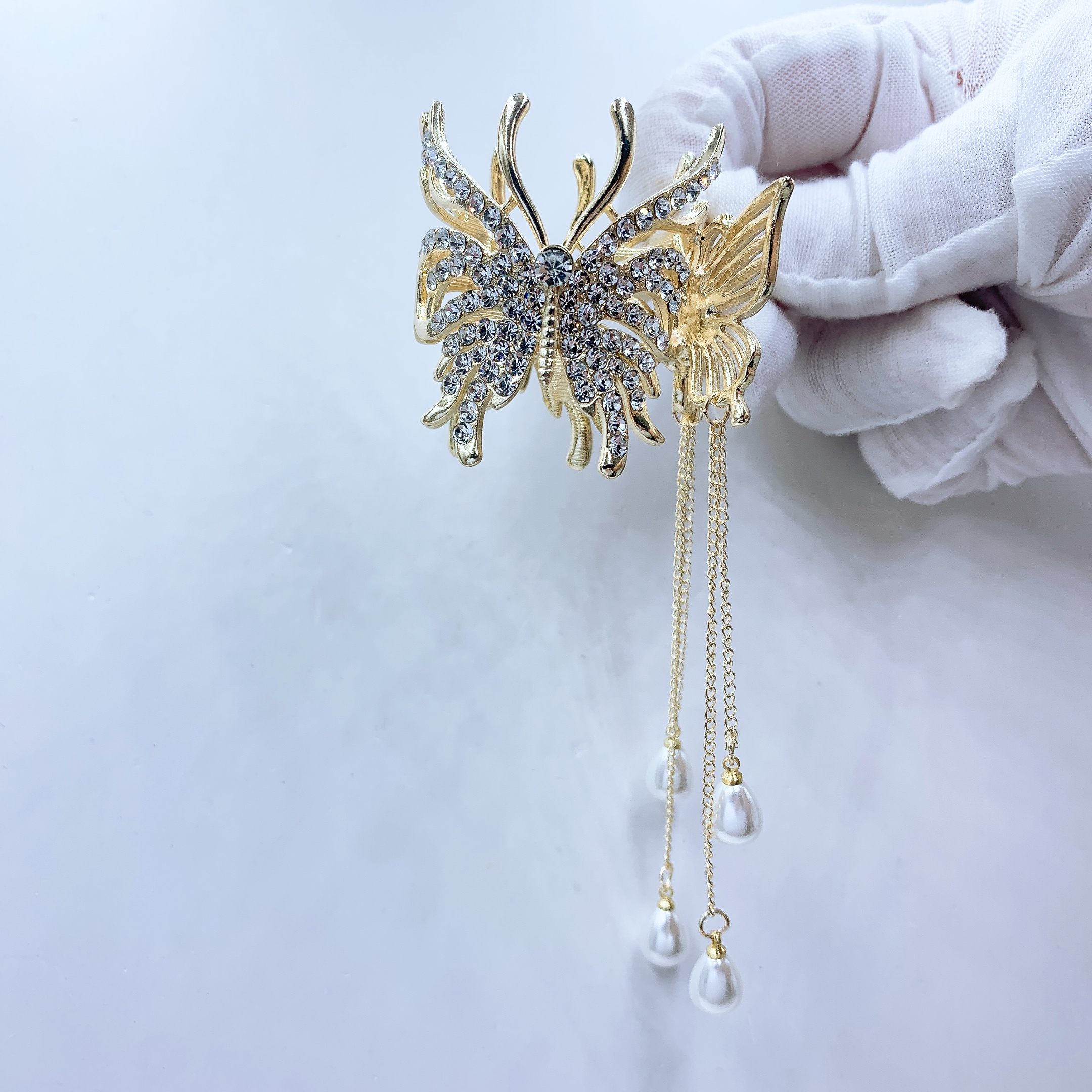 The popular tassel butterfly high ponytail grab clip is a beautiful and romantic Korean-style accessory Application Scenario