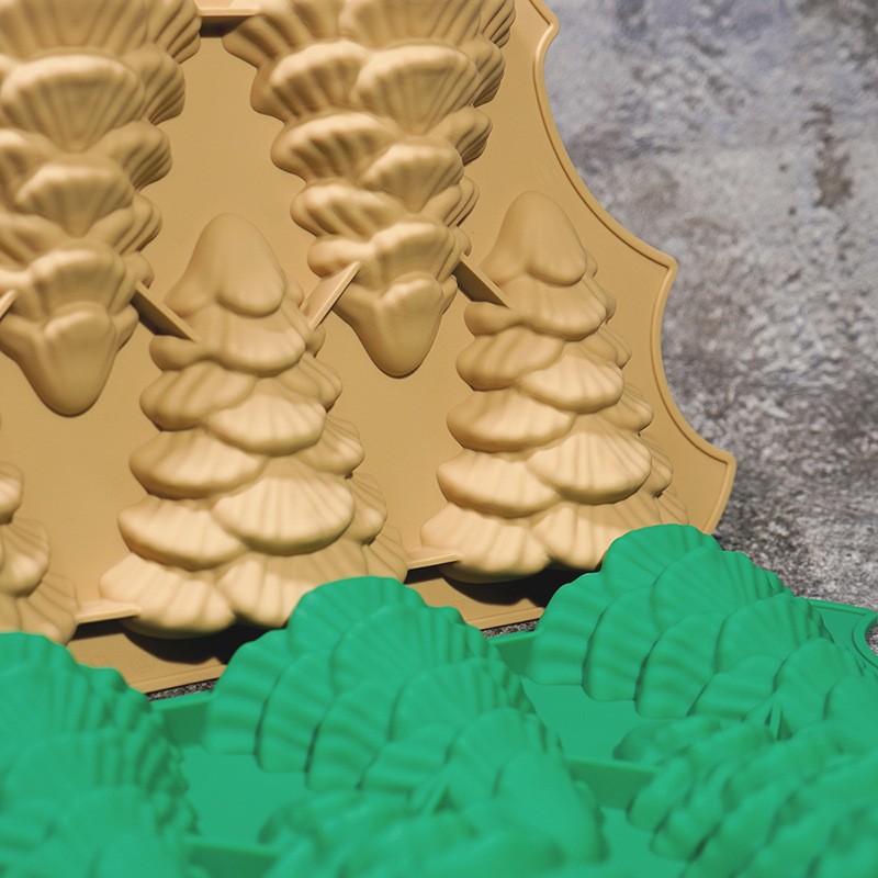 圣诞节新品5连巧克力模具 硅胶食品蛋糕烤盘 圣诞树冰格气氛装饰详情图2