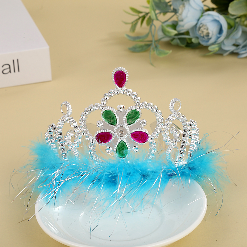 Ordinary crown with fur, princess crown, little girl headwear, red Specification image
