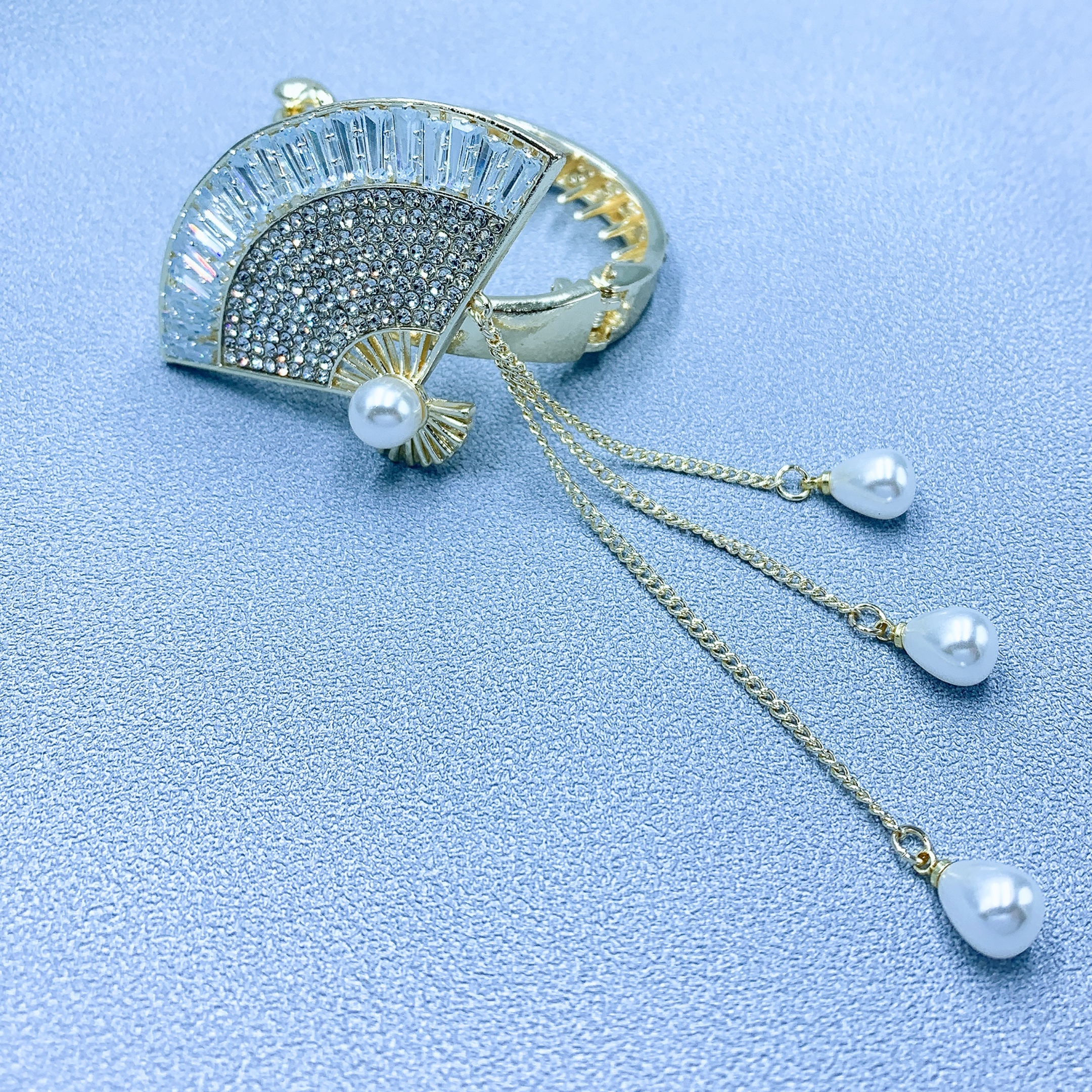 The popular zircon fan-shaped bun is a beautiful and romantic Han Xu accessory Specification image