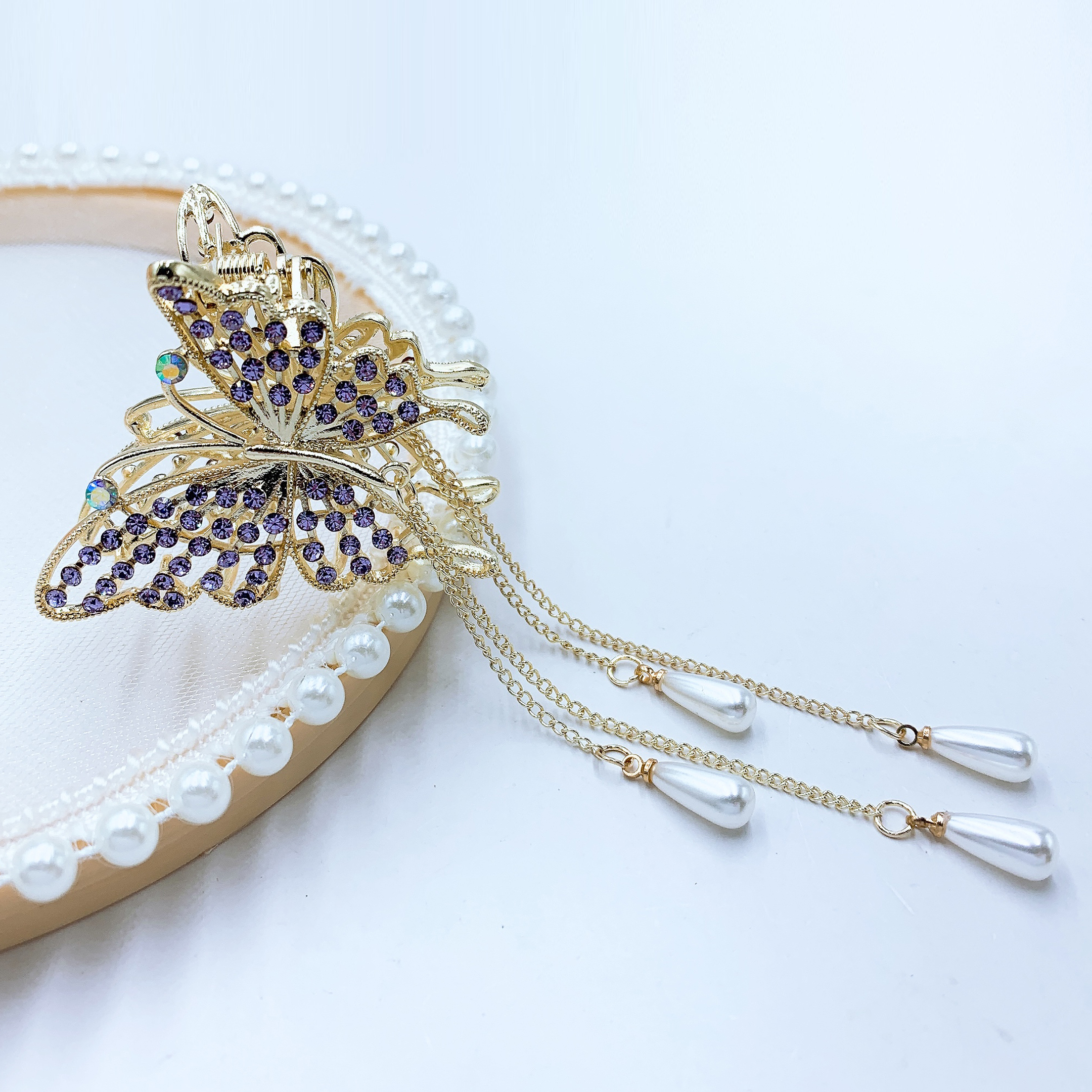 Catch the beautiful and romantic Han Xu jewelry from the popular butterfly tassels Specification image