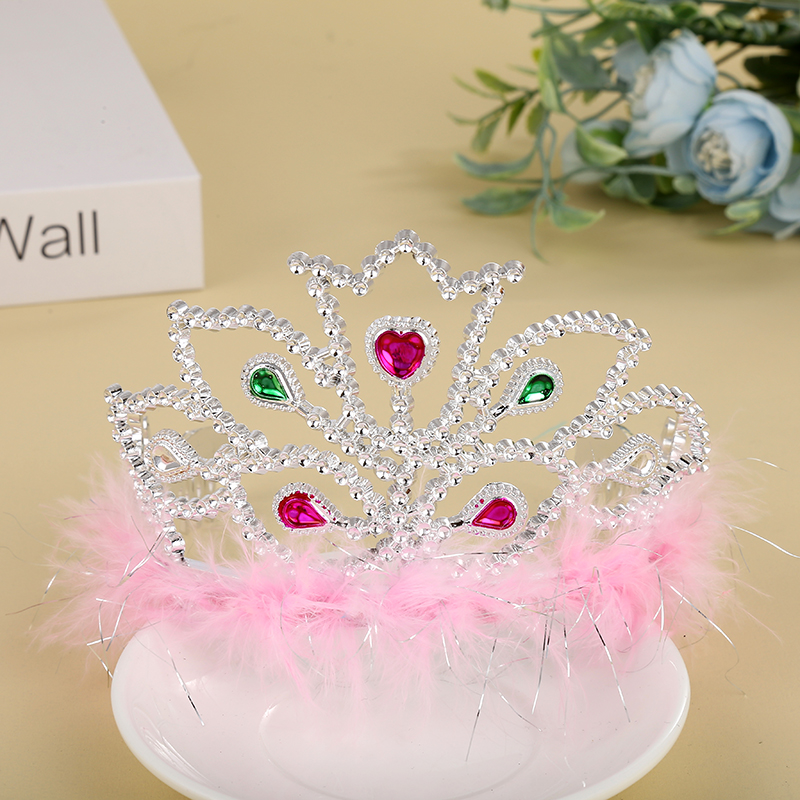 Ordinary crown with fur, princess crown, little girl's white headwear, Korean-style crown Specification image