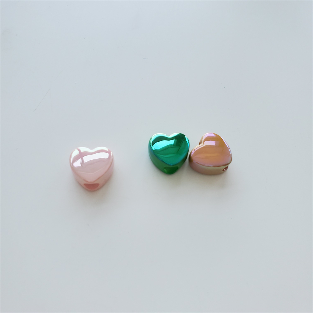 11mm acrylic seven-color shell heart-shaped loose beads DIY handmade necklace, bracelet, jewelry, beaded material accessories Application Scenario