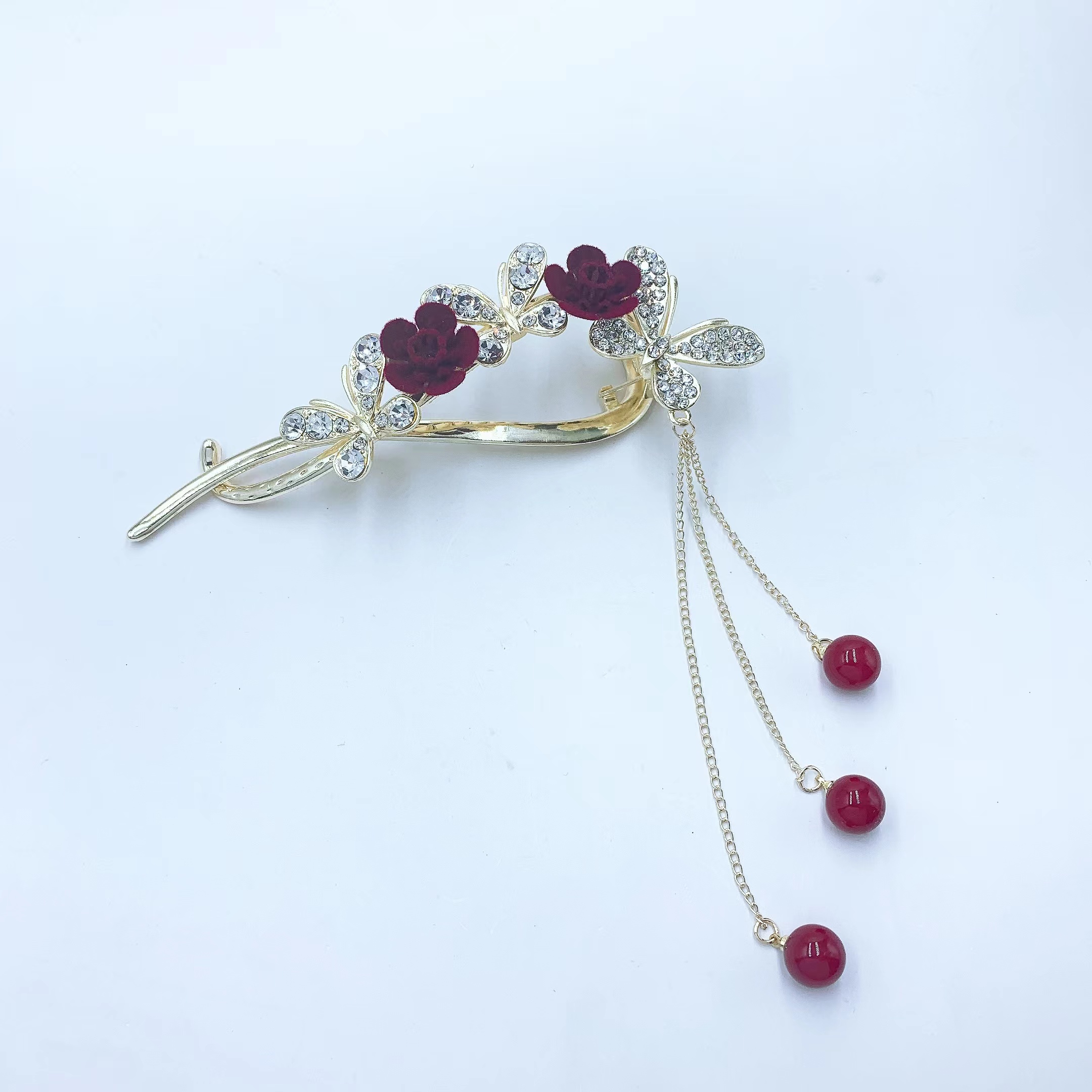 A popular velvet rose twist clip, a beautiful and romantic Korean-style accessory details Picture