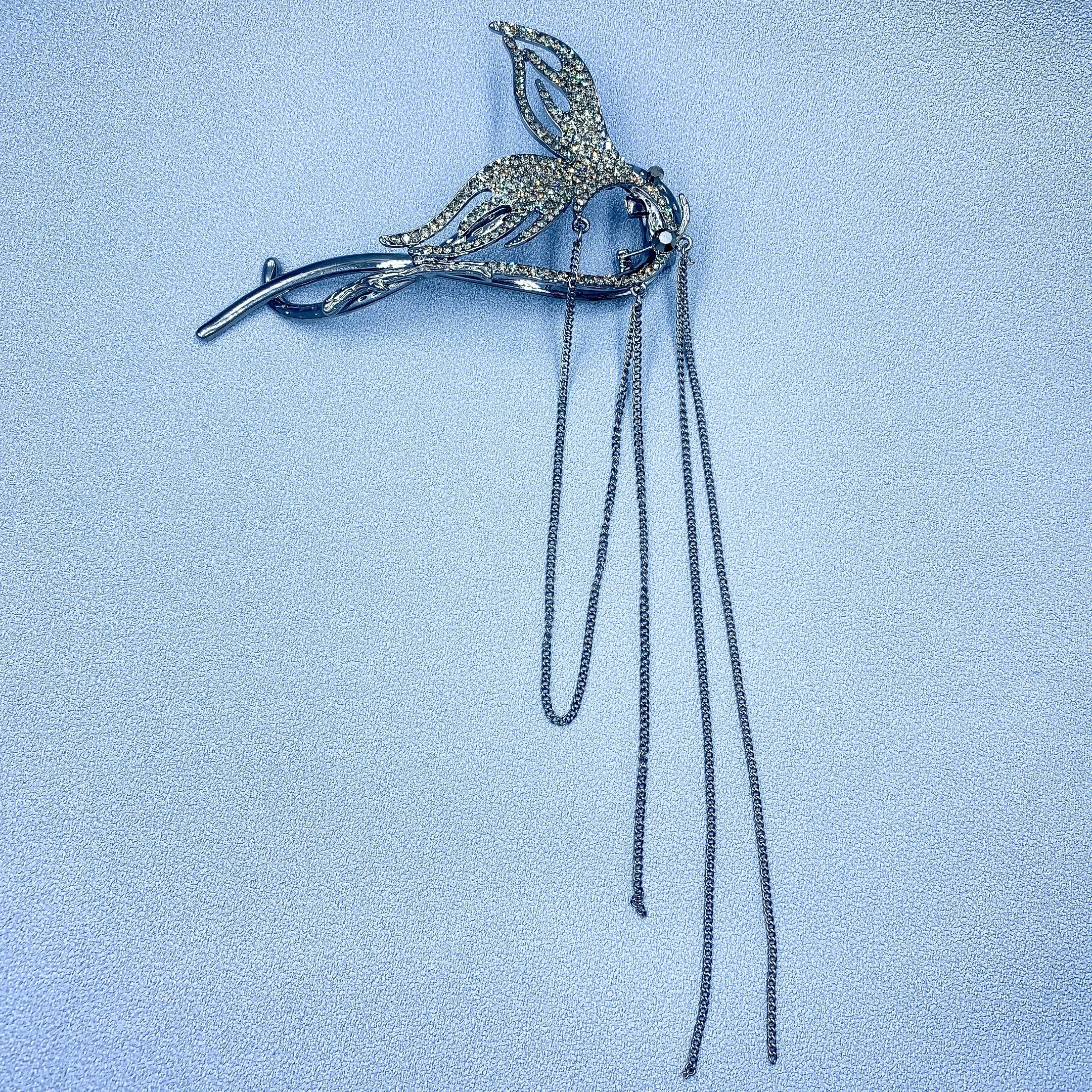 The popular black fishtail tassel twist clip is a beautiful and romantic Korean-style accessory details Picture