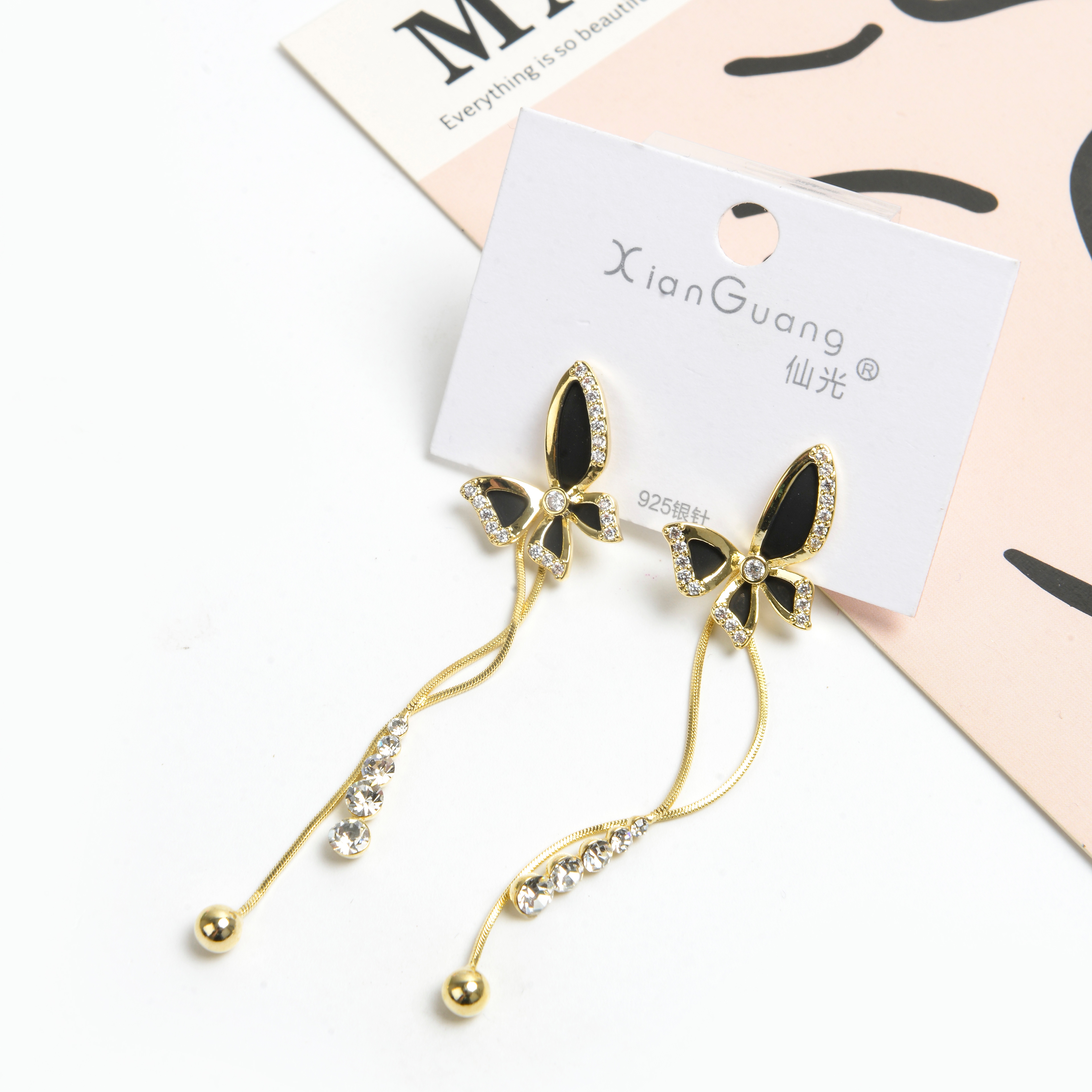 新品耳环小众设计高级感法式耳饰女防过敏925银针黑色蝴蝶带钻时尚耳钉详情1