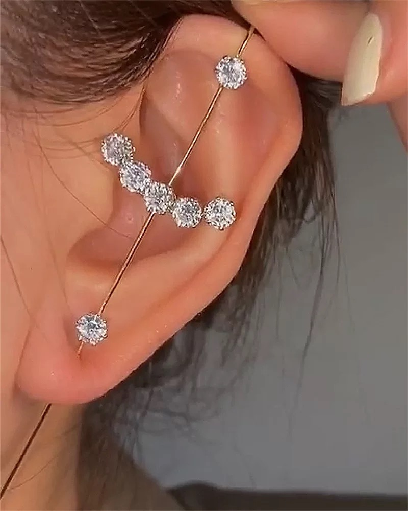 Pearl long tassel stud earrings for women to enhance elegance and shape the face. S925 sterling silver needle fashionable two-pair earrings that catch the eye Application Scenario