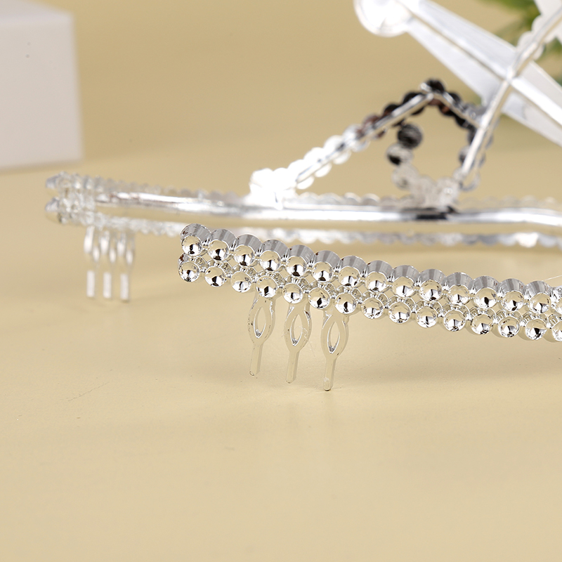 Ordinary crown with diamonds, princess crown, little girl pink Specification image