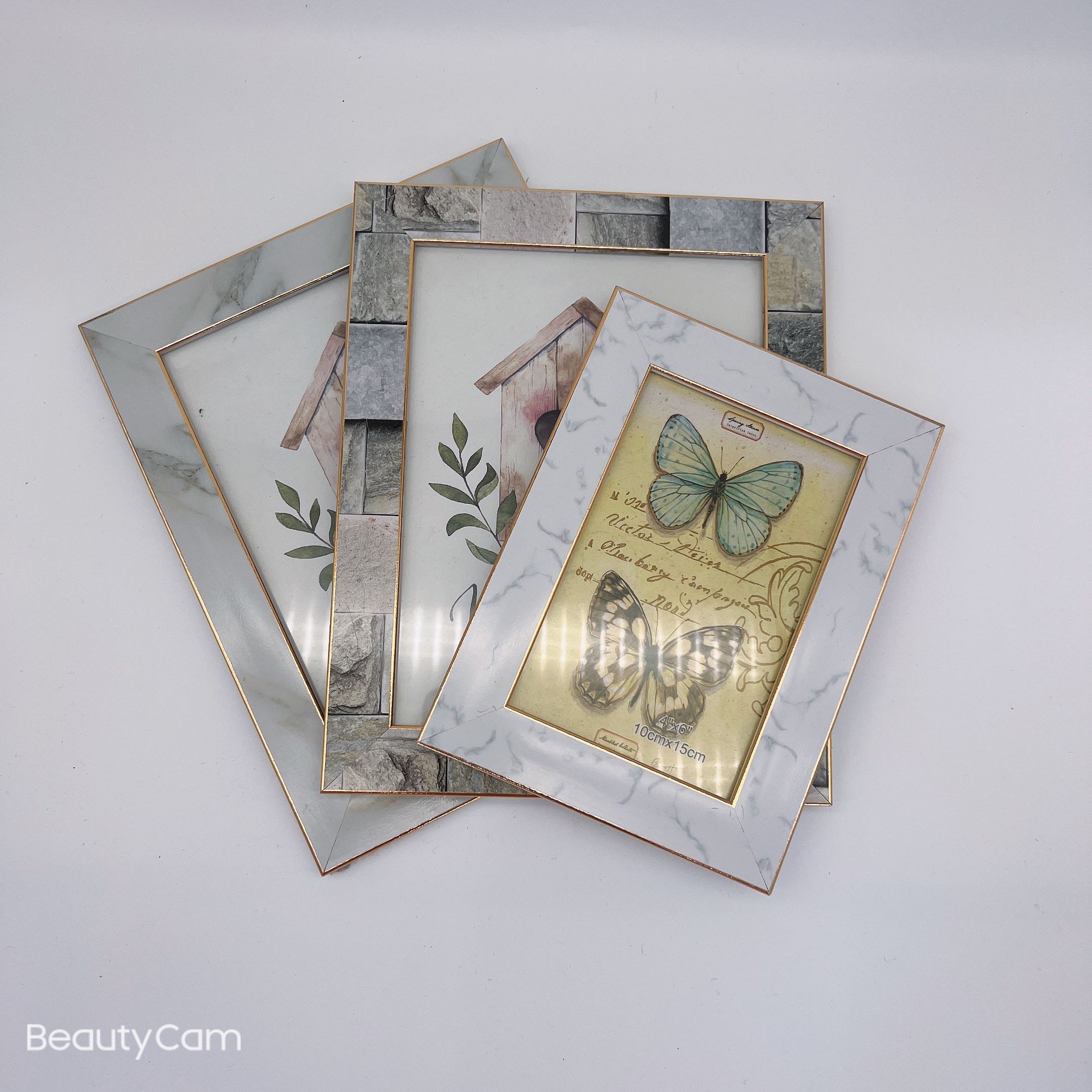 Simple photo frame display table