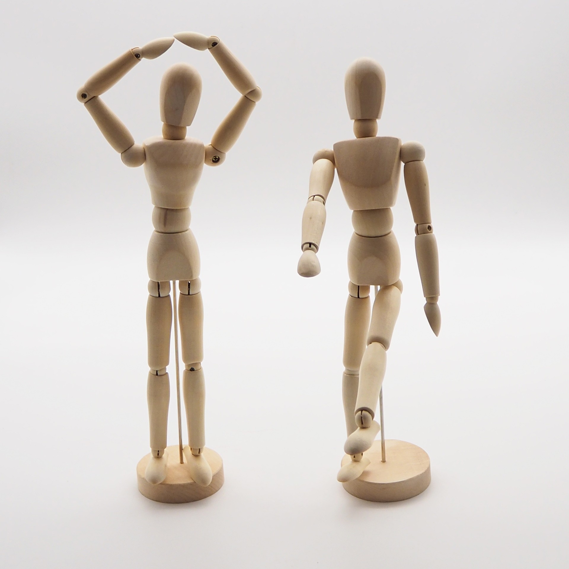 Wholesale of 12-inch wooden puppet sketch art models with wooden joints, wooden figures, and wooden hands details Picture