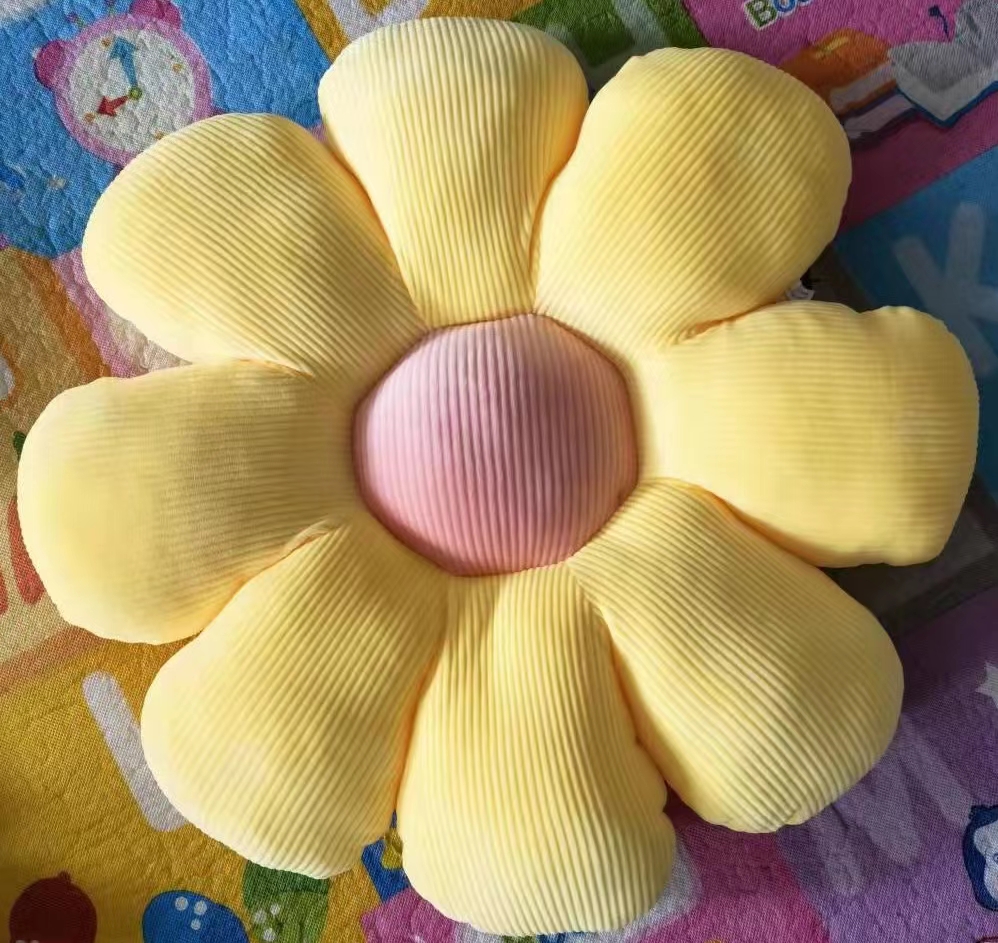 77cm new sunflower cartoon seat cushion pillow, cute student and teacher chair cushion, office wonder Specification image