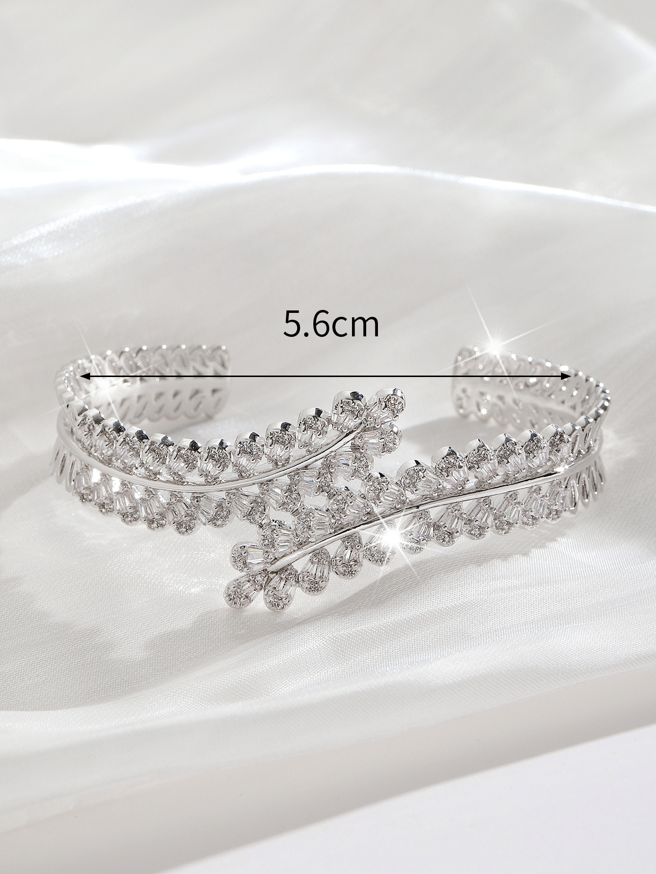 Fashionable, individual, light luxury and high-end 2022 new Style bracelet -ab04372 Item Picture