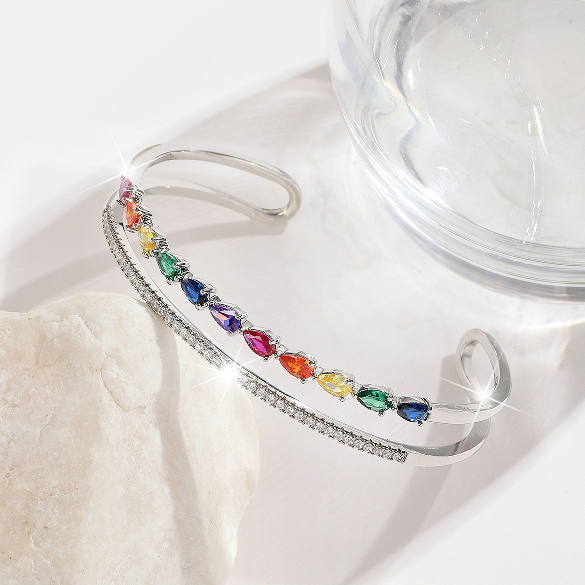 时尚个性轻奢高级感2022年新款彩色手镯-ab04039B