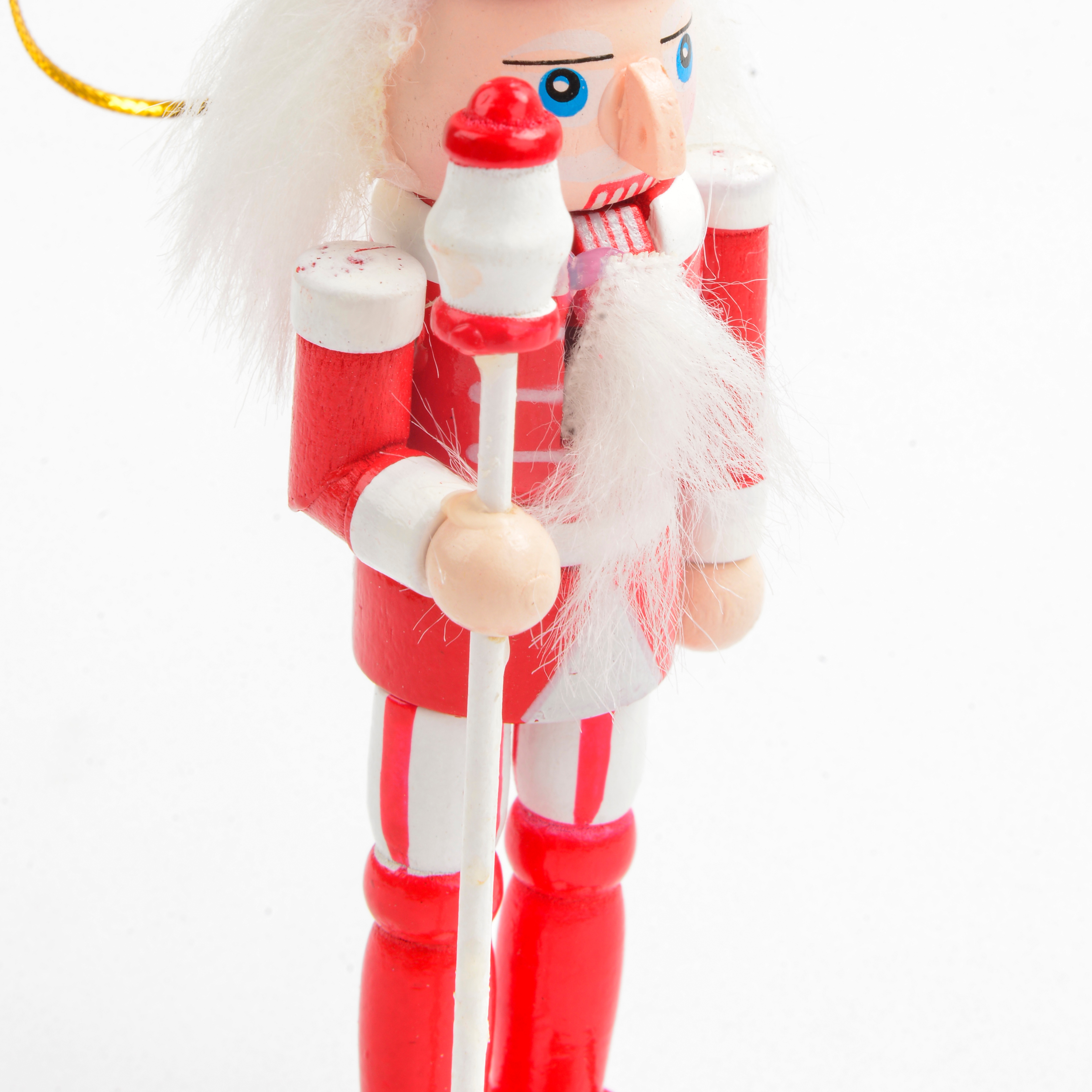 2022 New Style of Craft: Nutcracker Red Soldier Figurine 7 Application Scenario