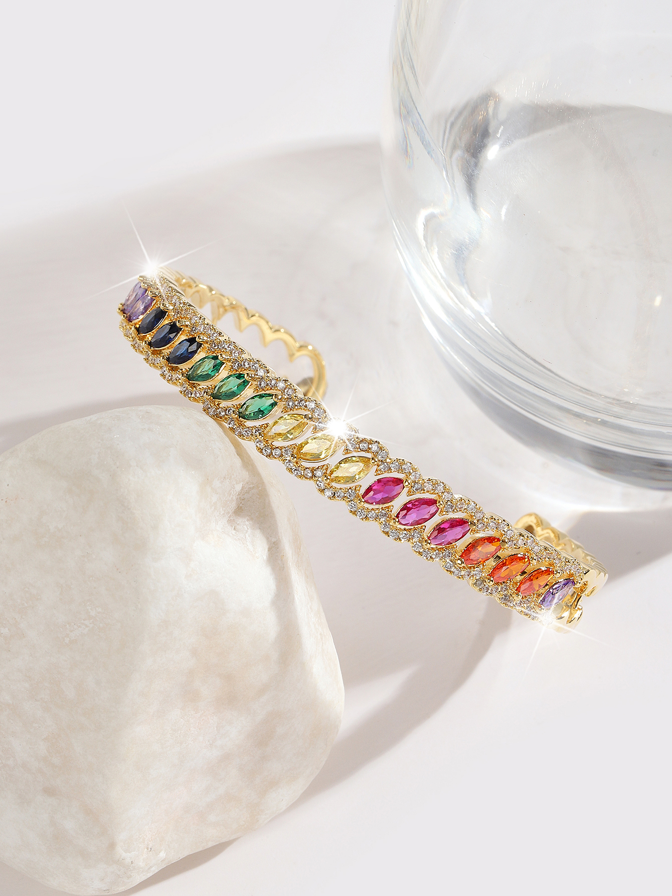 Fashionable, individual, light luxury and high-end 2022 new Color bracelet -ab03154-dx details Picture