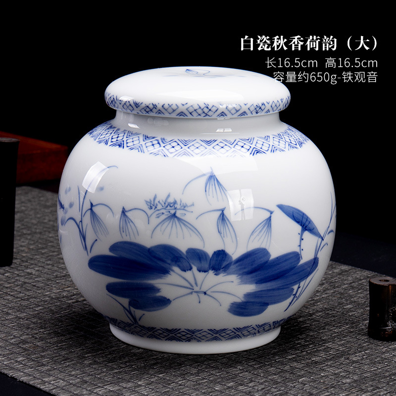 Kunkun Ceramics Large and large-capacity tea canister, retro and elegant style, sealed with lid, household storage canister, white porcelain tea canister, Pu 'er tea hand-painted ceramic tea canister 041 Application Scenario