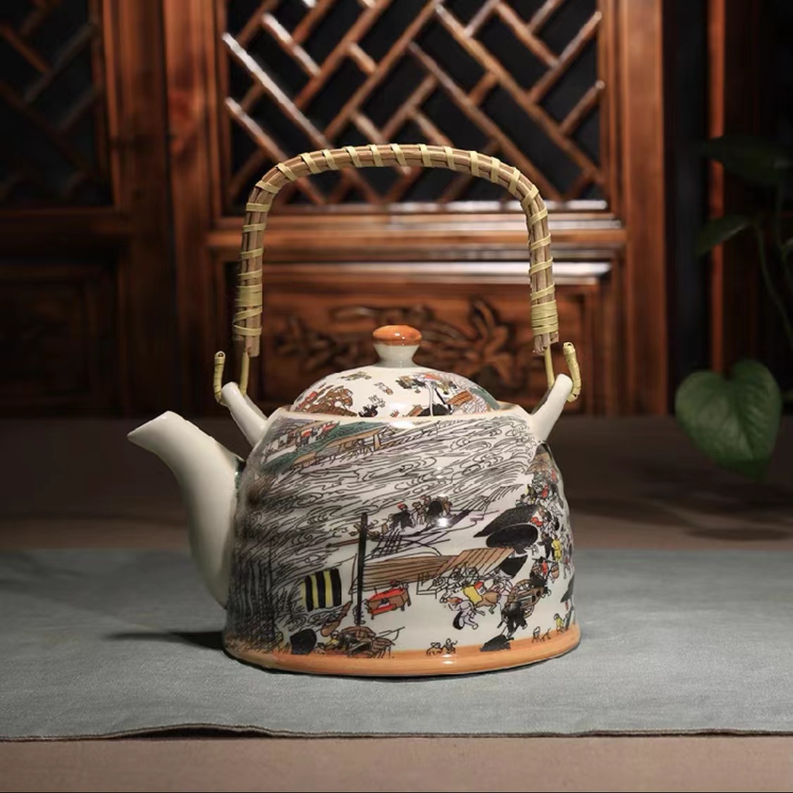 Kun Kun Ceramics' best-selling Chinese-style handle teapot, large household ceramic teapot, retro cold water bottle, large capacity 900ML, Chinese style figure Series 1-3 Item Picture