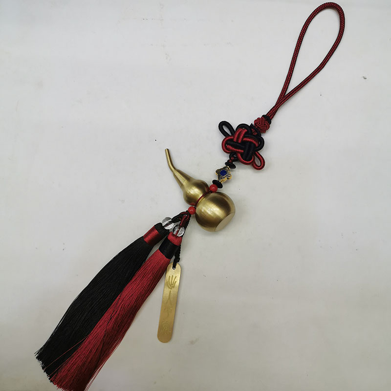 The copper gourd pendant for car interiors ensures safe and auspicious entry and exit, and can open the Great Compassion Mantra scripture Specification image