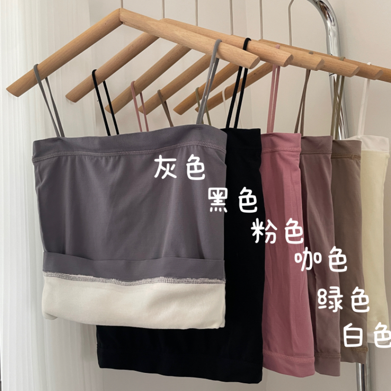 A knitted halter top for women in autumn and winter can be paired with a fleece, thickened, and strapless short base layer Specification image