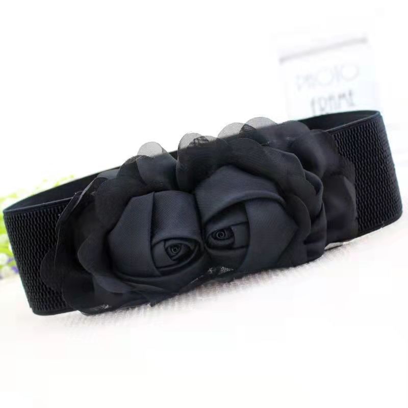 The wide flower-shaped belt is a lady's decoration that pairs well with a skirt. The waistband is a stylish black retro corset that is both loose and tight Item Picture