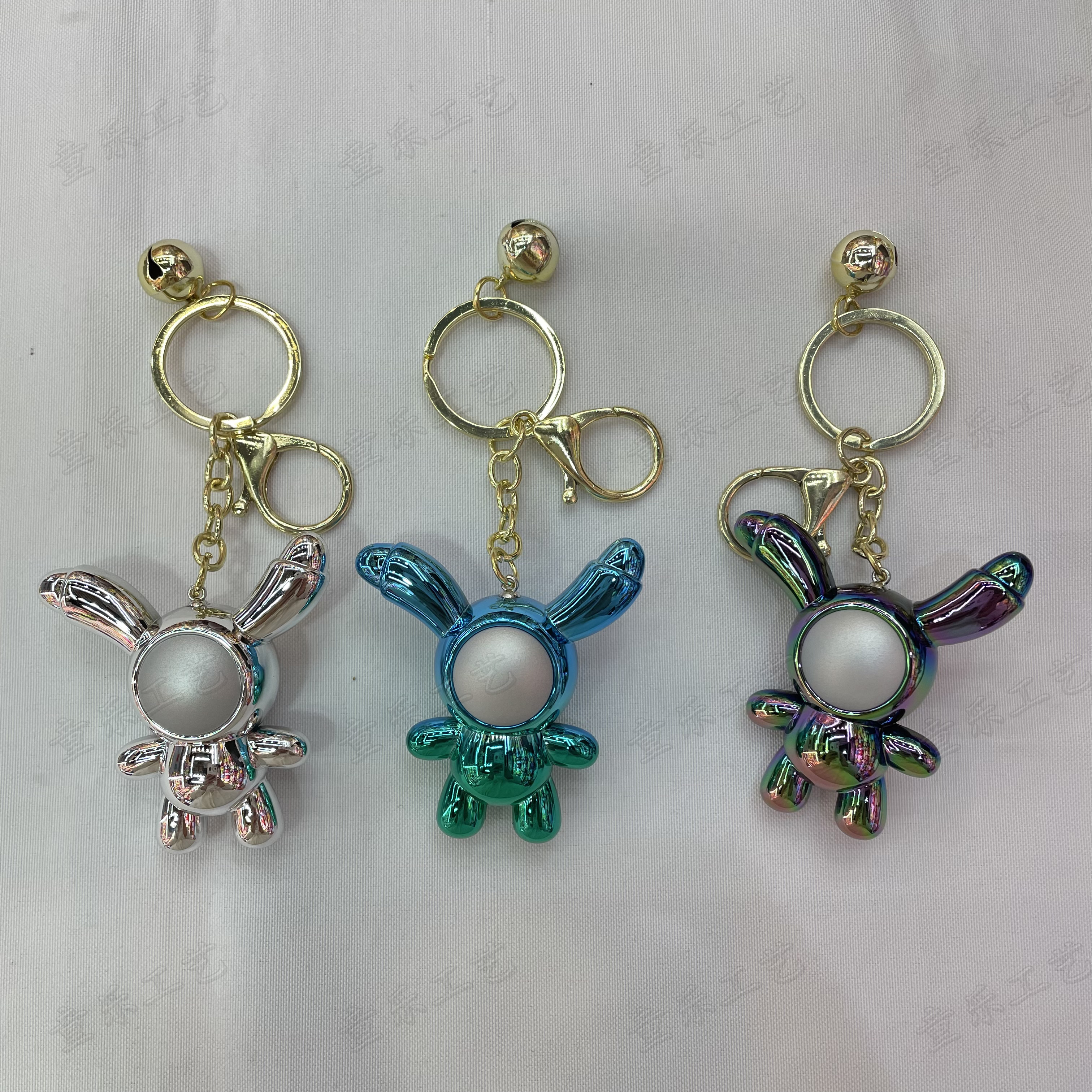 Creative and exquisite keychain cartoon key accessory for the Year of the Rabbit, three-dimensional rabbit pendant Specification image