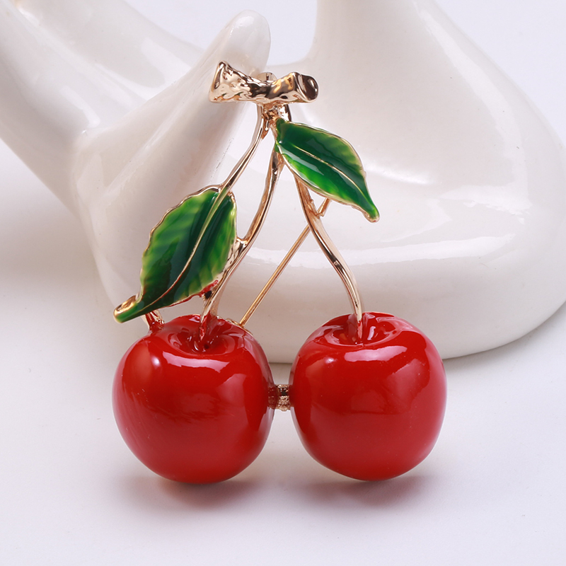 Factory direct sales of creative and light luxury Korean version new best-selling oil-drip cherry brooch, light luxury creative retro brooch, simple and fashionable accessory pin in stock details Picture