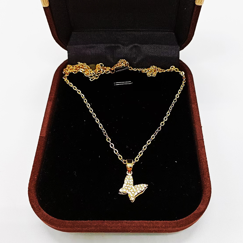 Color-preserving butterfly fashion design necklace Specification image