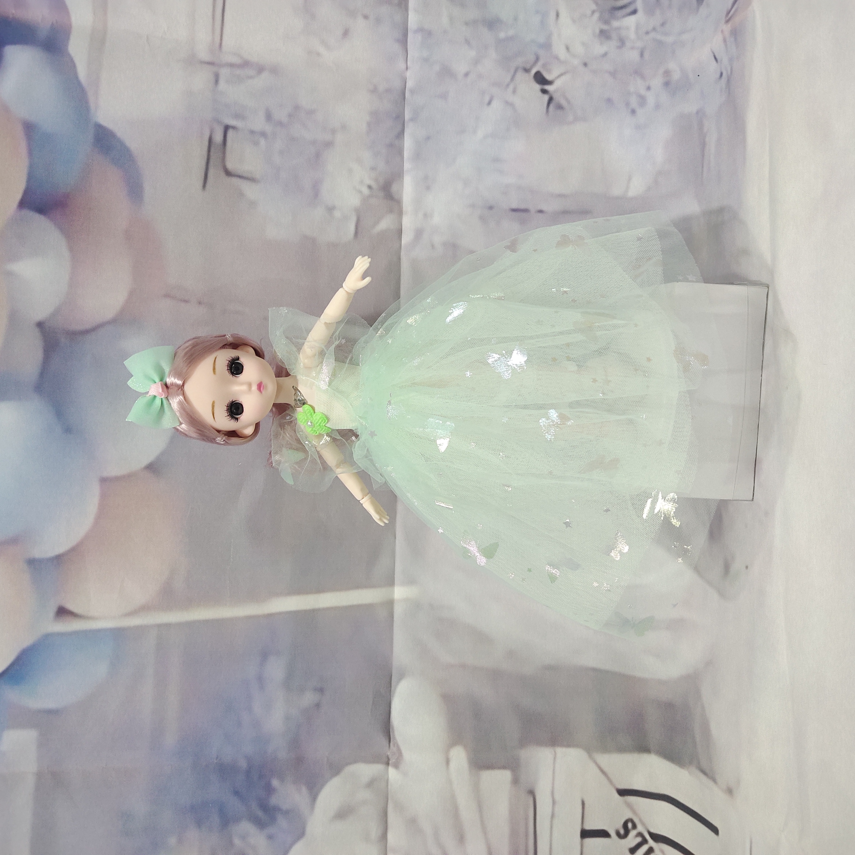 Factory direct sales: 30 cm iridic wedding dress style, music Barbie doll toys, princess dolls, exquisite gifts, birthday presents wholesale details Picture