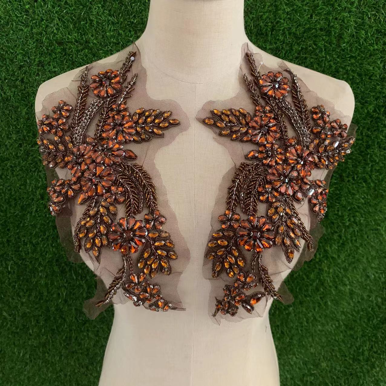 Beaded crystal dress corset with water diamonds and wheat ear decals on the top Item Picture