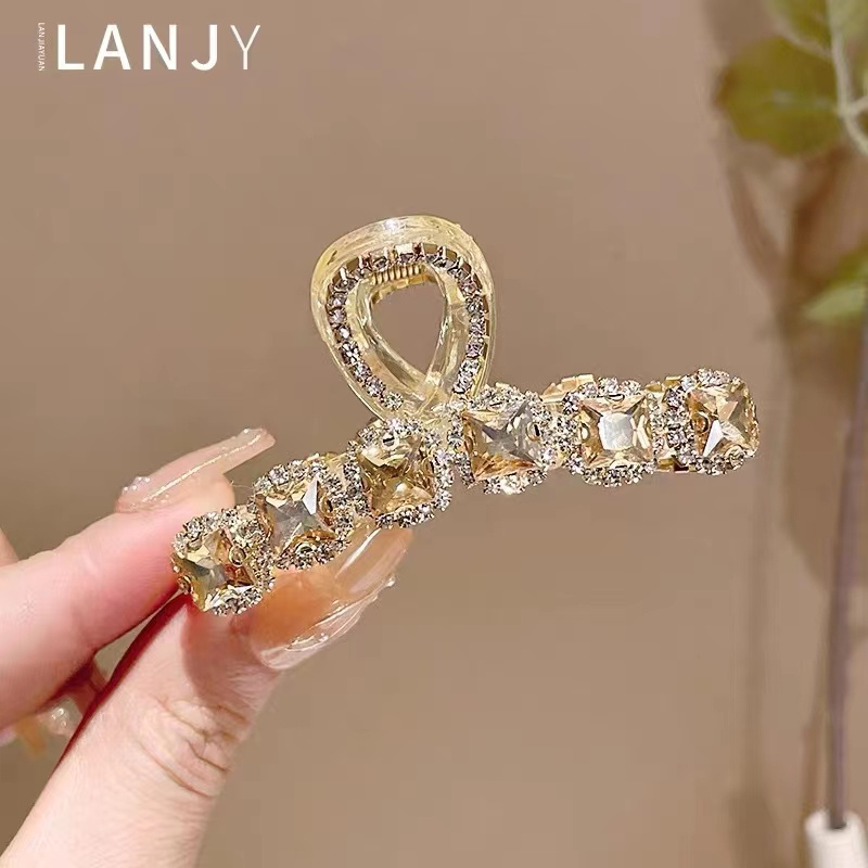 透明毛绒后脑勺盘发抓夹头饰鲨鱼夹超仙高级感发饰优雅热销爆款新品