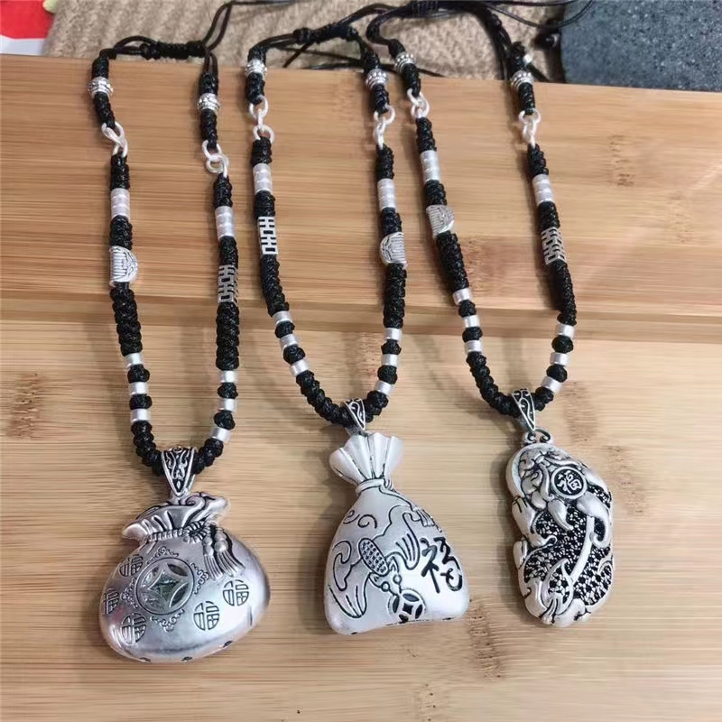 Jingpuli Jewelry KL11 Korean wax thread, hand-woven. Hand-woven wealth-bringing PI Xiu, pull-out sweater chain details Picture