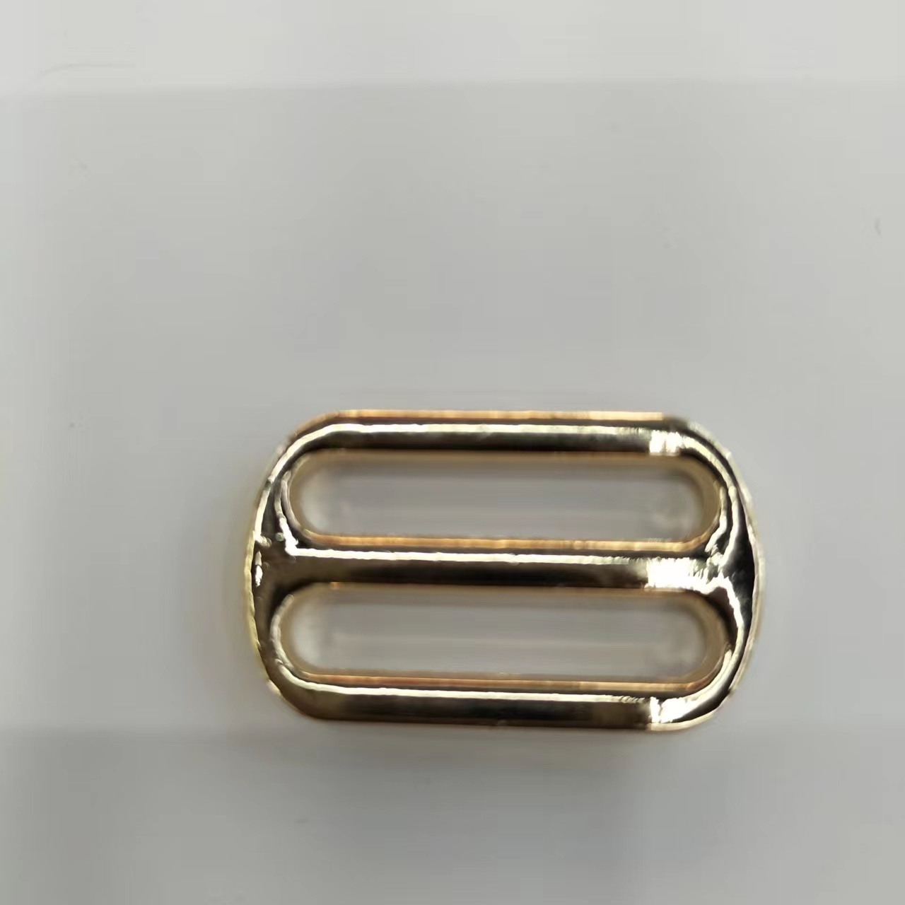 أزرار معدنية لحقائب مفخخة من ثلاث قطع معدنية Specification image