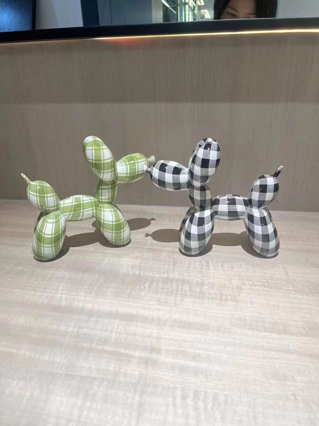 Balloon dog resin Application Scenario
