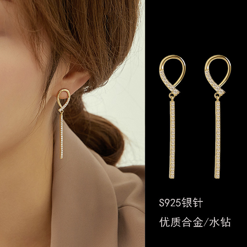 925 Silver ear rings, high-end exaggerated forest-themed black flower earrings and pendants, super ethereal and girlish retro earrings for women 1