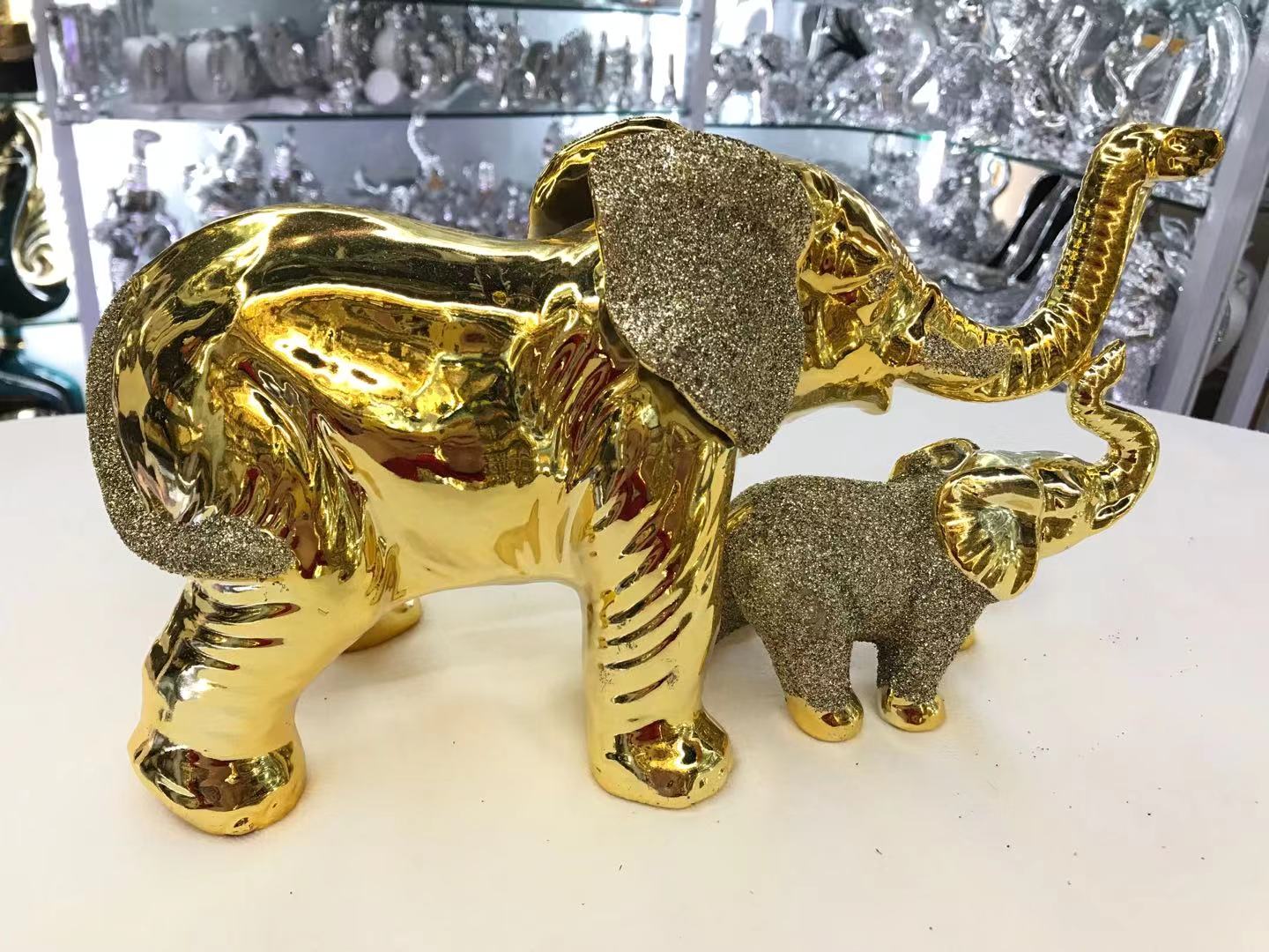 Mother and son elephants living room ornaments details Picture