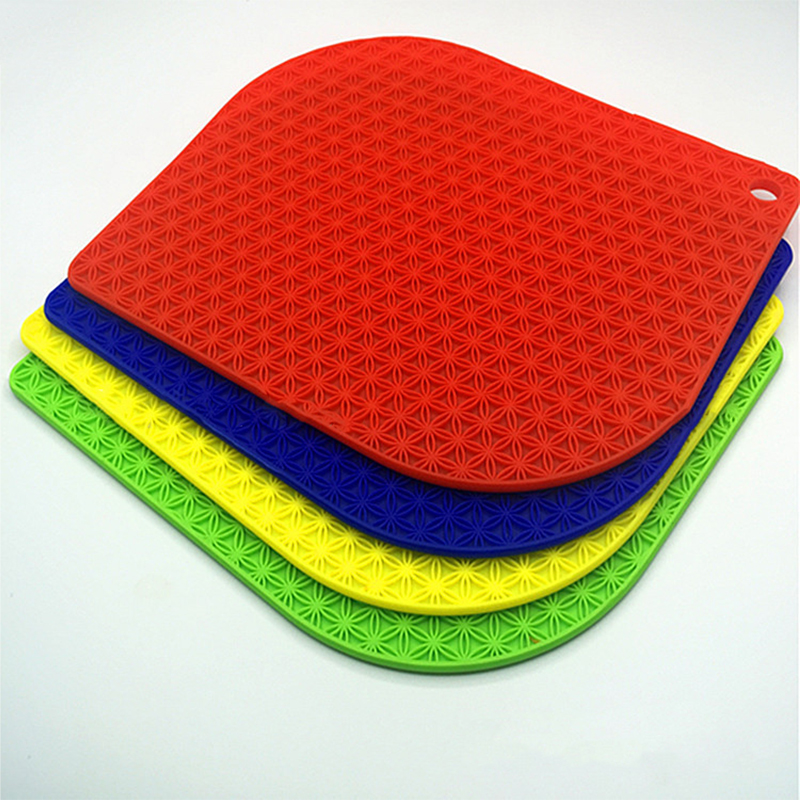 Eco-friendly silicone coasters, creative silicone button coasters, cute anti-slip heat-insulating pads, kitchen bowl and plate pads Specification image
