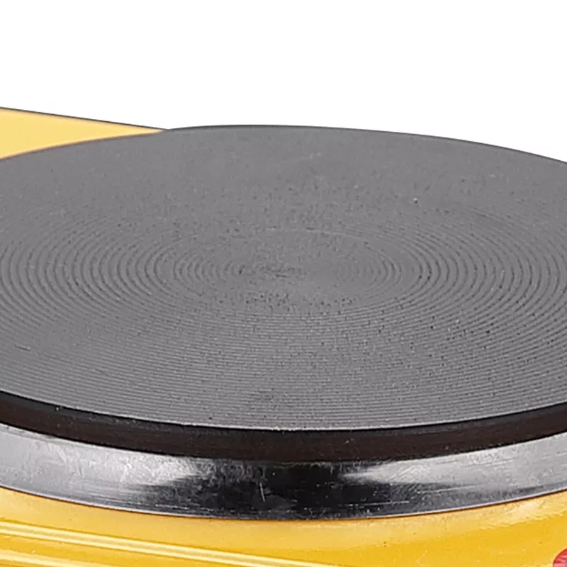 1000W heating plate electric heating stove integrated with handle and heat dissipation holes, small single-burner water heating stove for household use Application Scenario