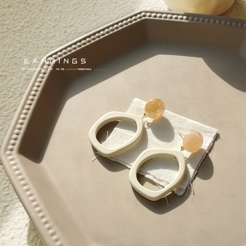 925 Silver ear rings, high-end exaggerated forest-themed black flower earrings and pendants, super ethereal and girlish retro earrings for women 123 Application Scenario