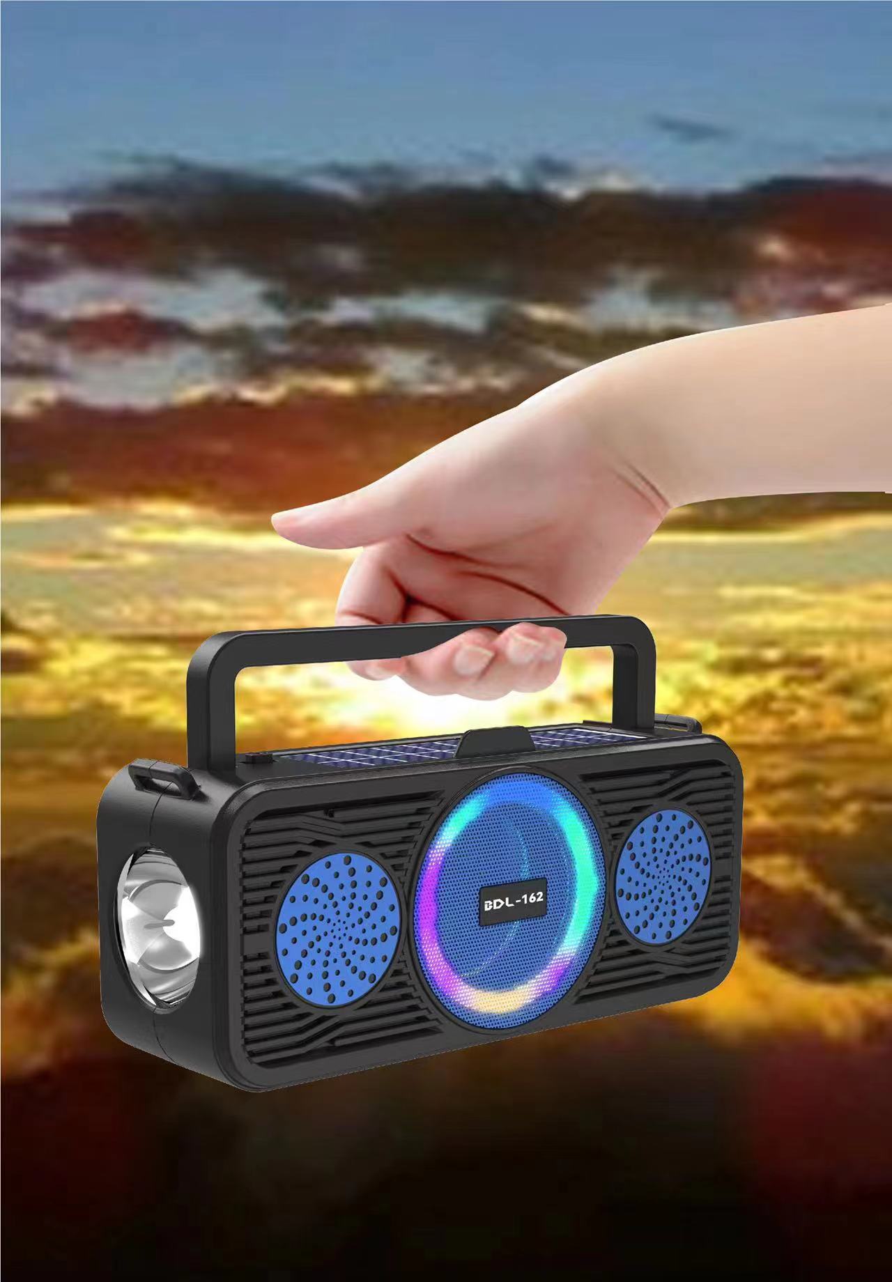 蓝牙音箱细节图