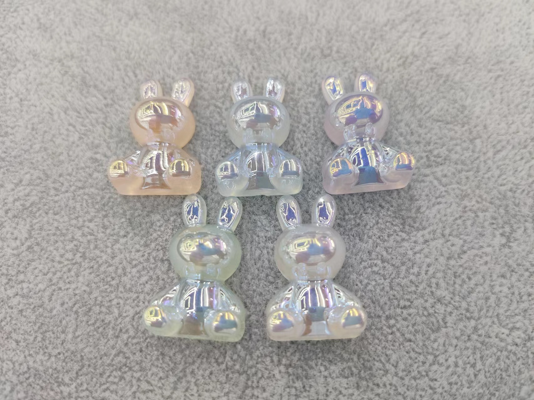 星空极光色中号兔子配件厂家直销