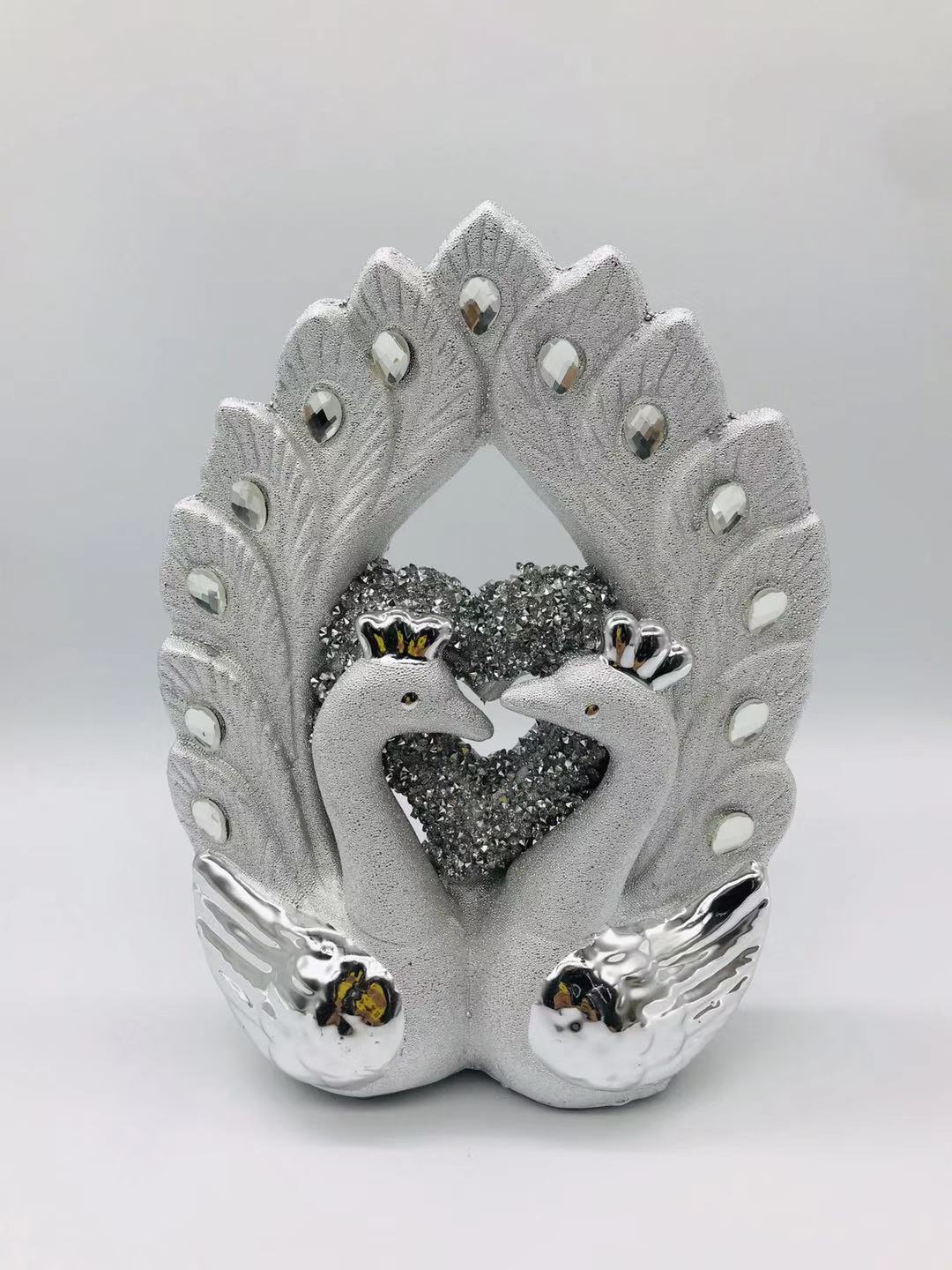 Peacock living room decorative items details Picture