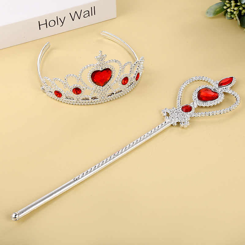 Heart-shaped set, regular crown, Korean-style crown wreath, medium-sized crown hat, little girl crown hat Application Scenario