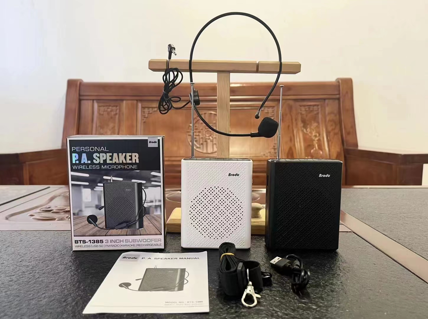 插卡音箱实物图