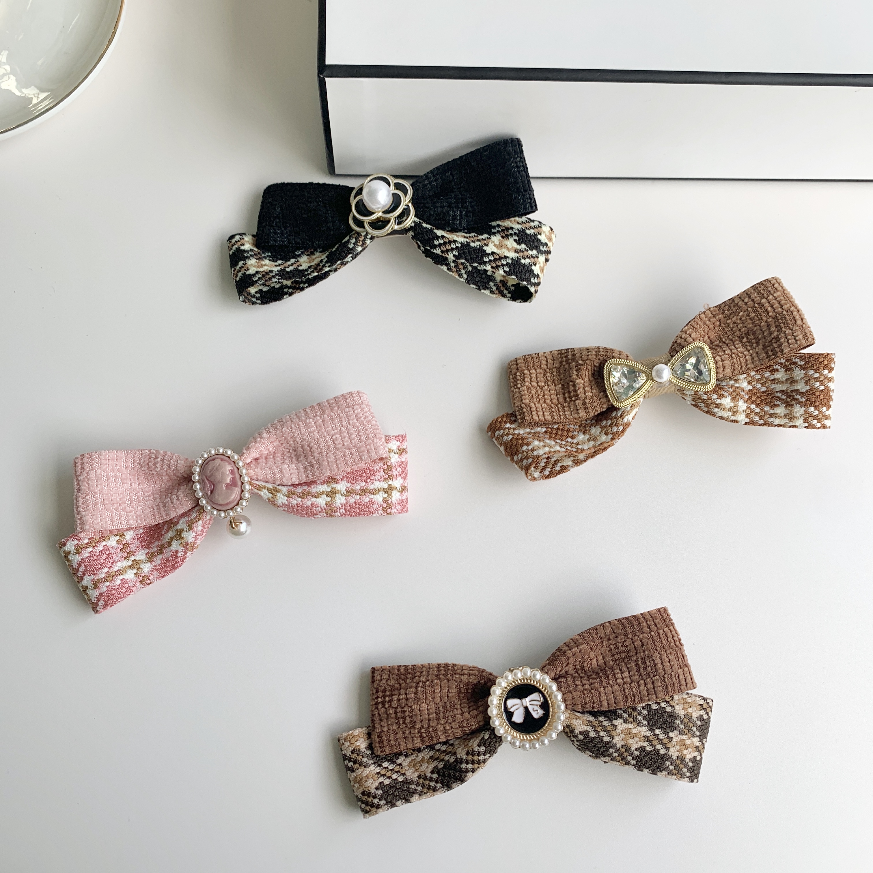 "Jianjian Double-sided plush checkered cotton and linen webbing, DIY bow hair clips, accessories, shoes, hats, clothing, accessories, accessories and belts. Application Scenario