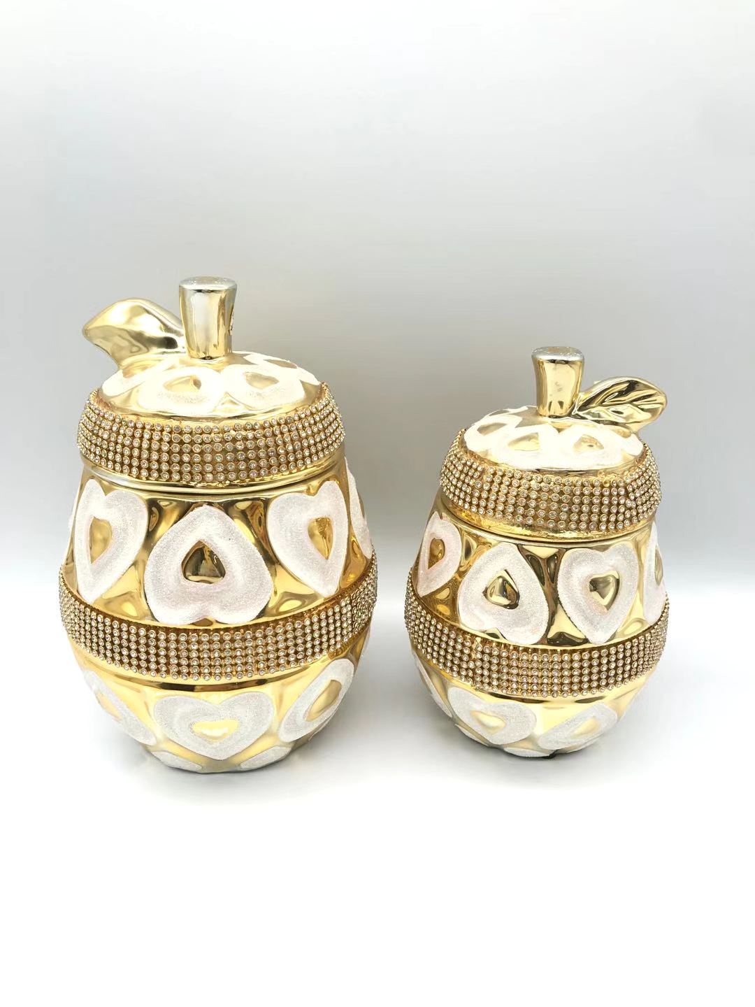 Jewelry box, small sugar jar, storage jar and ornaments details Picture