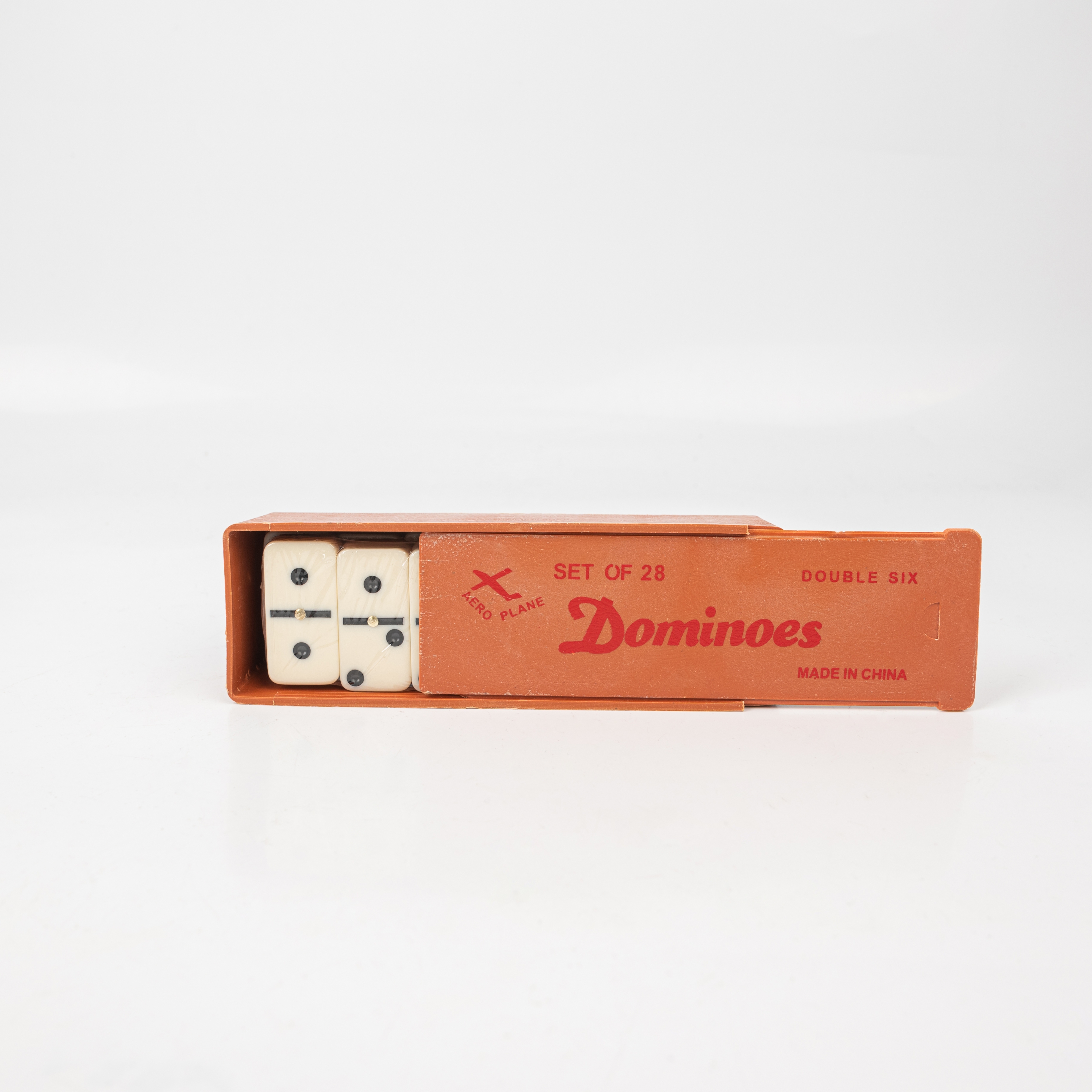 Domino 5010 plastic box set of yellow dominoes made of melamine material puzzle board game cards factory direct sales Application Scenario